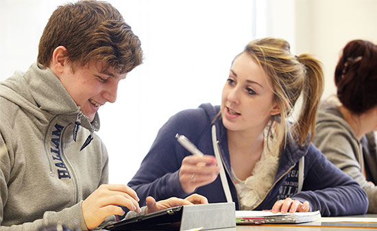 Complete Guide on How to Conduct a thorough Research for Writing Remarkable Essay