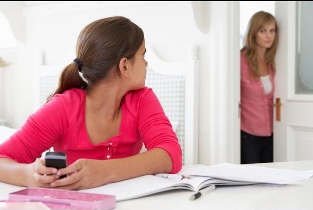 Tips To Run A Successful Internet Safety Workshop At School For Parents