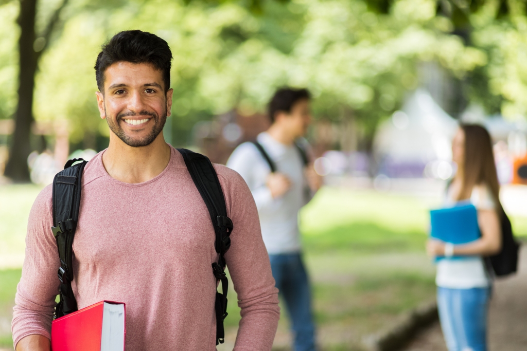 Before Finishing Your Degree – Consider These 4 Workplace Trends